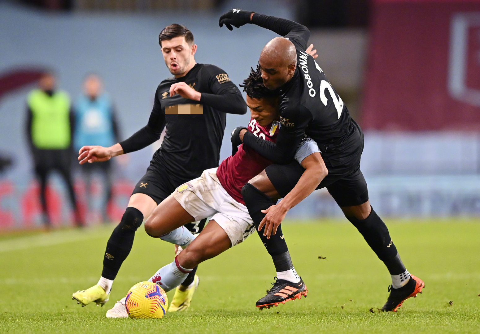 球迷组织海河冲浪手回应辱骂韦世豪事件：涉事领喊非我组织成员.