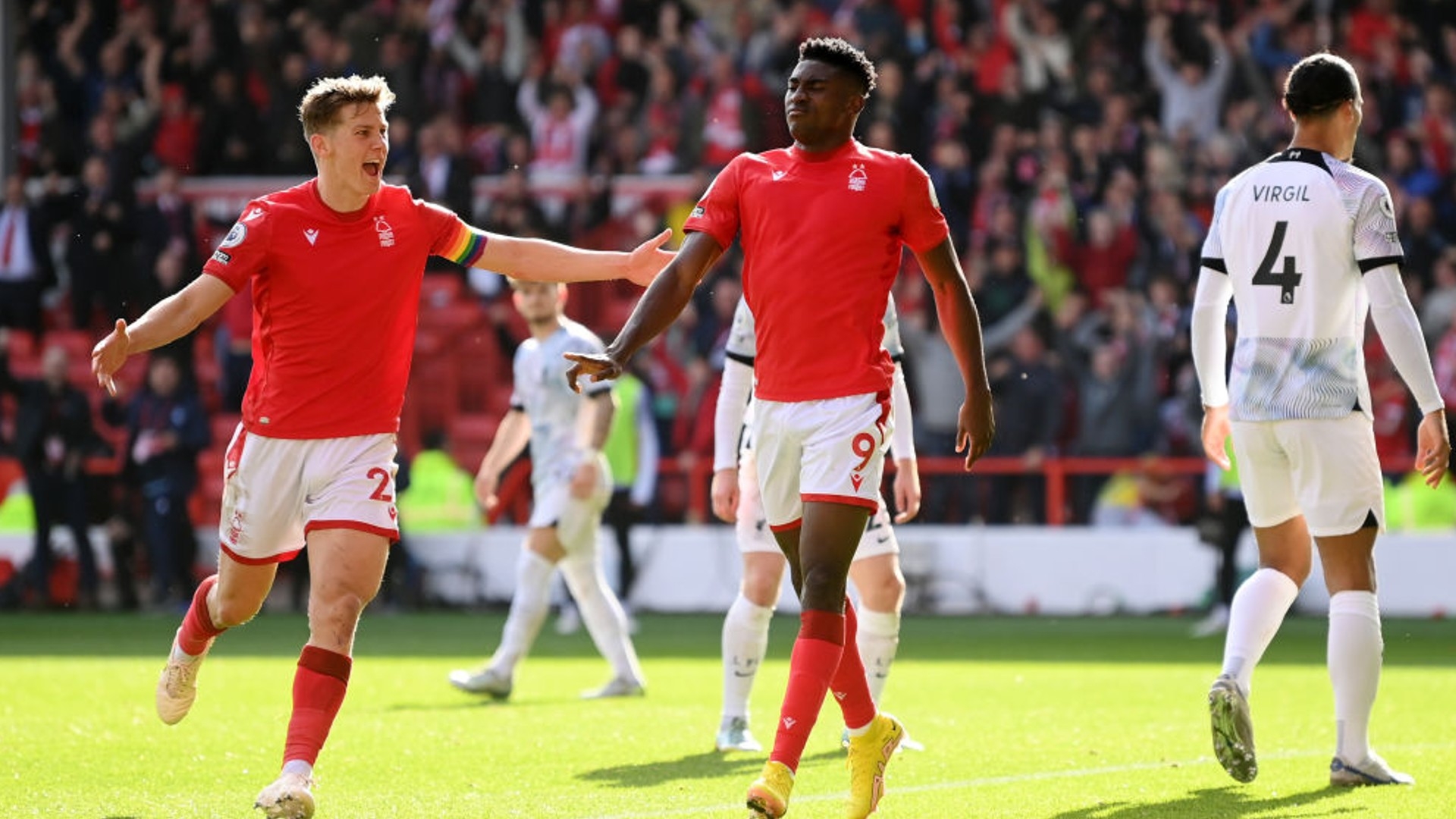 图片报：卢诺希望继续担任多特主席，而委员会希望瓦茨克上任.